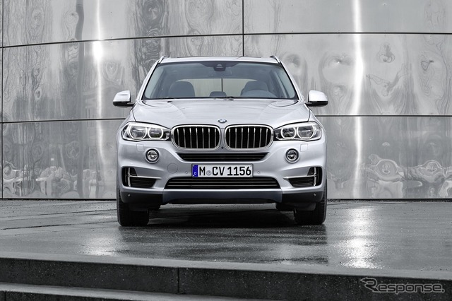 新型 BMW X5 の xDrive40e