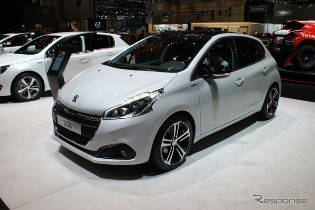 プジョー 208 GTライン（ジュネーブモーターショー15）