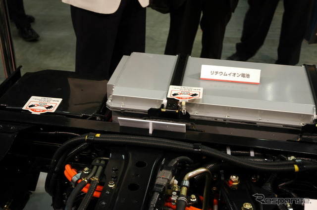 【人とくるまのテクノロジー展06】キャンター ハイブリッド…写真蔵