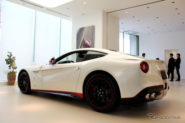 フェラーリ F12ベルリネッタ テーラーメイド