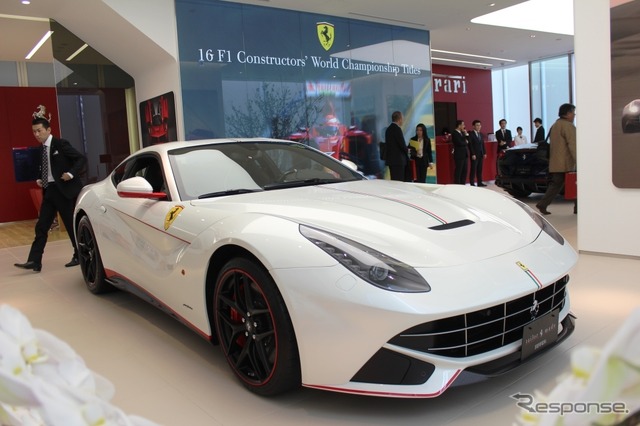 フェラーリ F12ベルリネッタ テーラーメイド