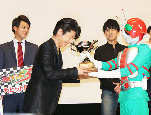 及川光博&V3/『スーパーヒーロー大戦GP 仮面ライダー3号』初日舞台挨拶