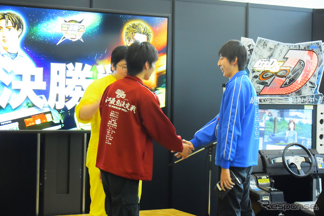 銀河の恵梨香さん(右)とケントさん