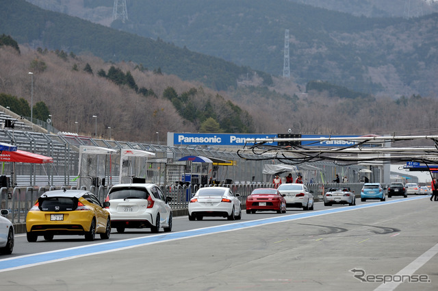 SUPER GT メーカー合同テストの様子