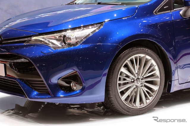 トヨタ アベンシス 新型(ジュネーブモーターショー15)
