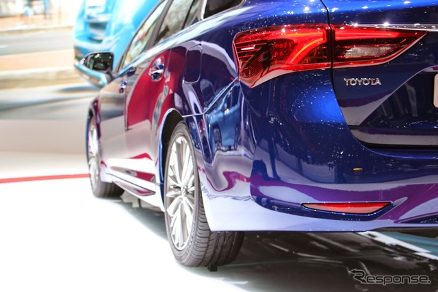 トヨタ アベンシス 新型(ジュネーブモーターショー15)