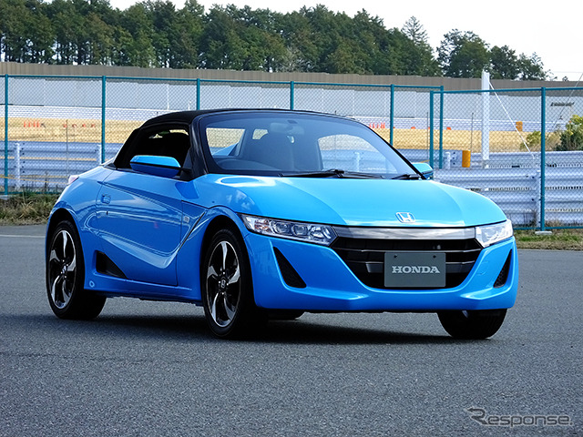 ホンダ『S660』プロトタイプ。袖ヶ浦フォレストレースウェイ(千葉県)で3月中旬に開催された試乗会にて