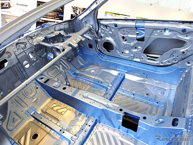 袖ヶ浦フォレストレースウェイ(千葉県)で3月中旬に開催されたホンダ『S660』プロトタイプ試乗会のようす
