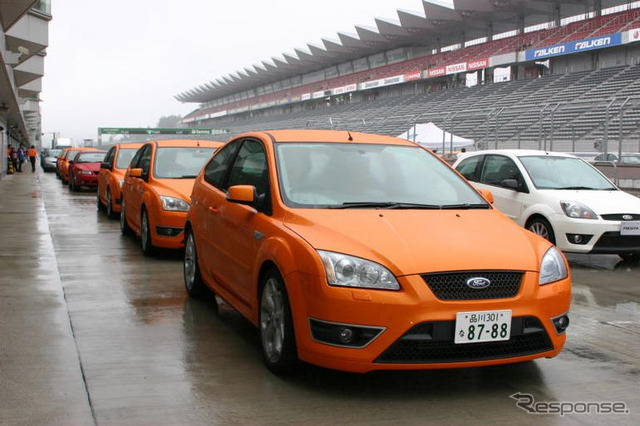 【フォード サーキット体験】フォード車の祭典、富士スピードウェイ