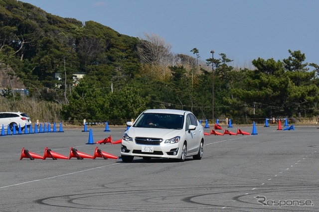 スバル2014年モデルの各車ラインアップ試乗会