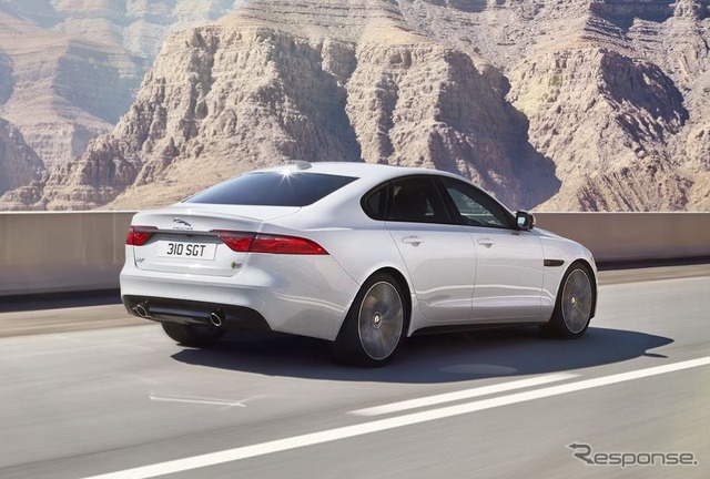 新型 ジャガー XF