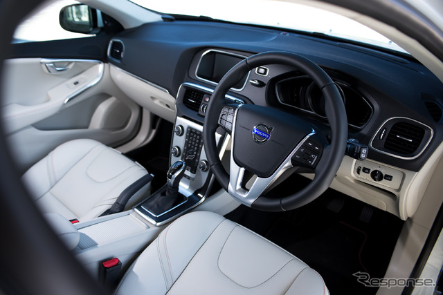 ボルボ V40 オーシャンレース エディション