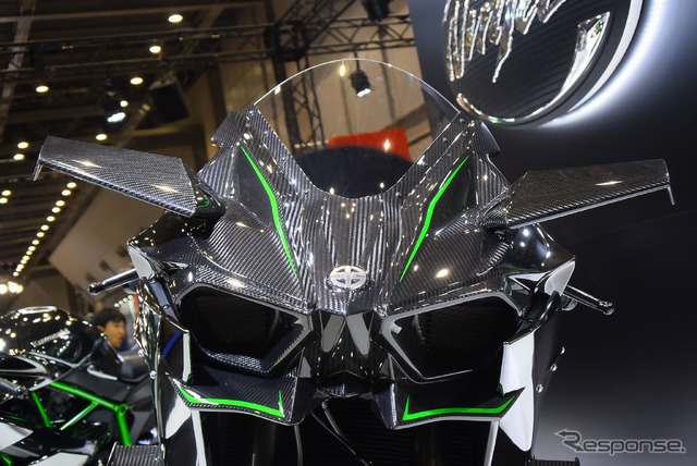 カワサキ ニンジャ H2R(東京モーターサイクルショー15)