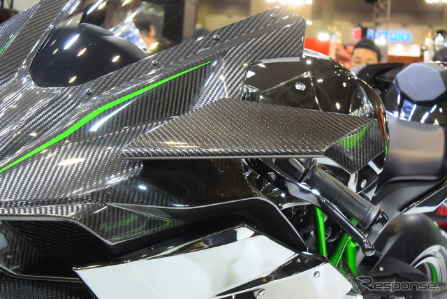 カワサキ ニンジャ H2R(東京モーターサイクルショー15)