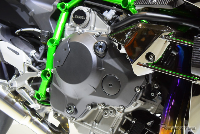 カワサキ ニンジャ H2R(東京モーターサイクルショー15)