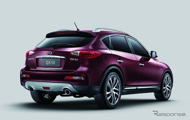 インフィニティ QX50（日産 スカイライン クロスオーバー）の改良新型（中国仕様