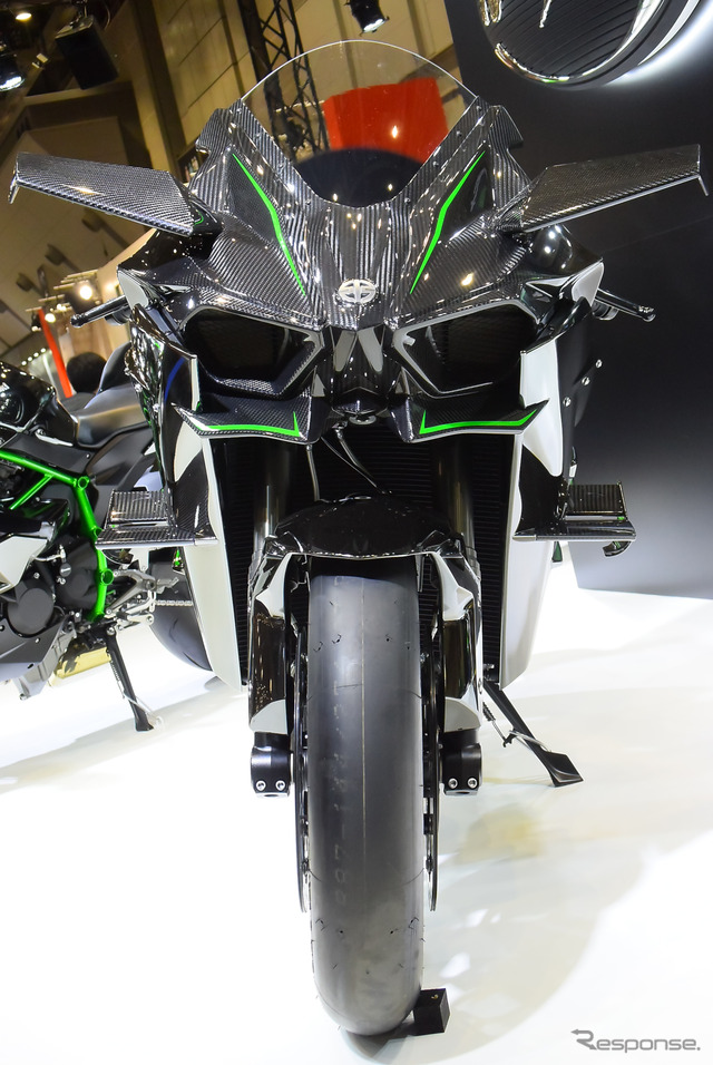 カワサキ ニンジャ H2R(東京モーターサイクルショー15)