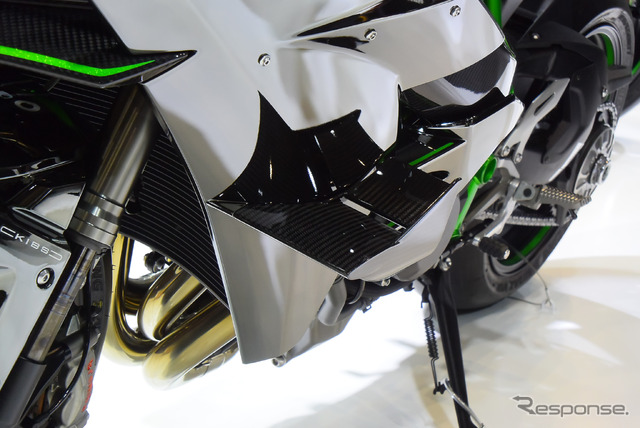 カワサキ ニンジャ H2R(東京モーターサイクルショー15)