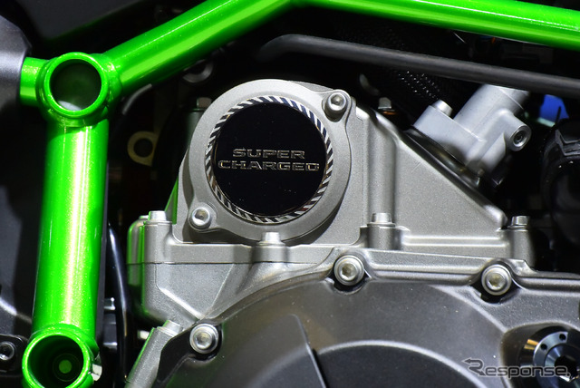 カワサキ ニンジャ H2R(東京モーターサイクルショー15)