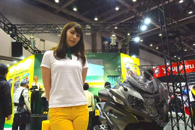 ダンロップ コンパニオン(東京モーターサイクルショー15)