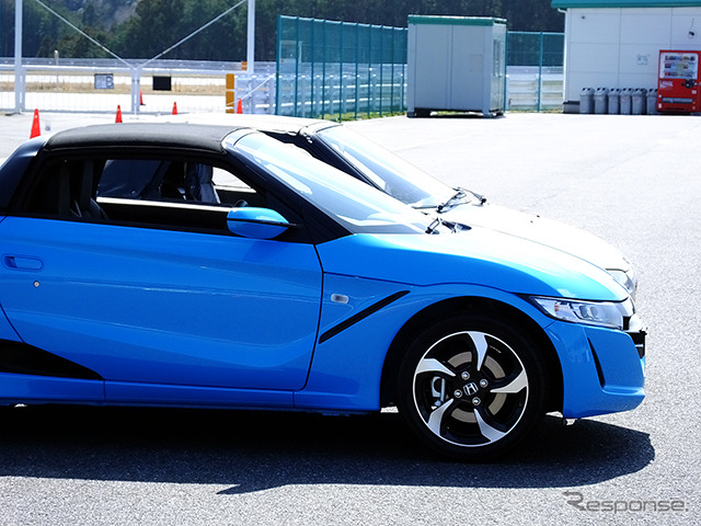 ホンダ S660