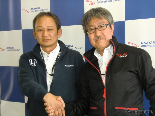 ホンダのSFエンジン開発リーダーの佐伯昌浩氏（左）とトヨタの同リーダー、福島淳一氏。