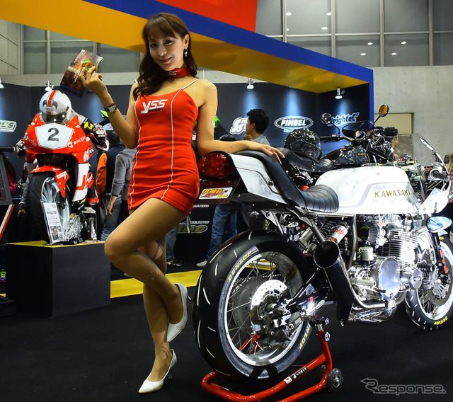 ピーエムシーブース コンパニオン(東京モーターサイクルショー15)