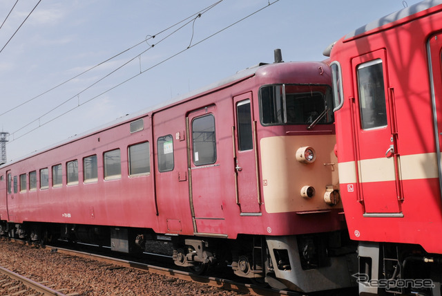保存が実現することになった711系。JR北海道から2両を譲り受けるが、車両番号は現時点では未定。写真は苗穂駅構内に停車する711系の廃車回送列車の一部。