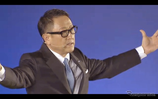 基調講演を行う、トヨタ豊田章男社長(トヨタ Investors Meeting 2015 中継より)