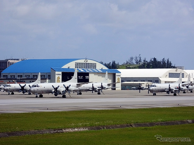 中部国際空港セントレア(名古屋、NGO)と那覇空港(沖縄、OKA)を結ぶジェットスター・ジャパン新路線の運航初日、那覇行きGK381便から見えた風景。那覇空港のようす
