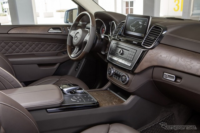 メルセデスベンツ GLE 500e・4マチック