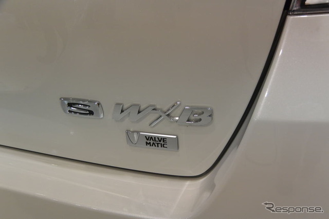 トヨタ自動車 カローラ 改良新型 発表会