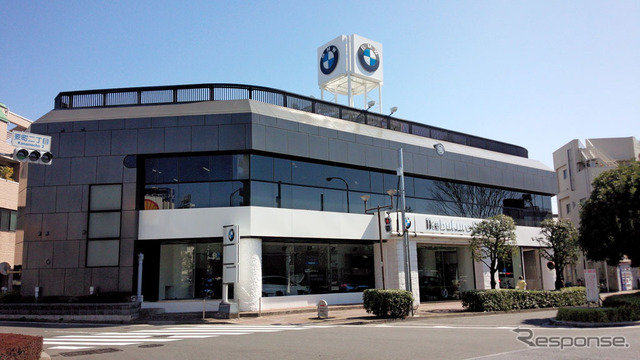 Ikebukuro BMW 本社ショールーム