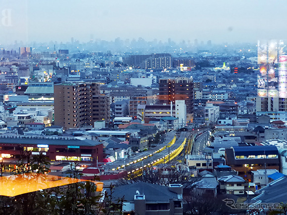 大阪府箕面市温泉町にある箕面観光ホテルは、阪急箕面線の箕面駅から徒歩5分ほど。梅田、なんば、茨木、千里中央、阪急北千里、阪急箕面から無料シャトルバスも運行されている