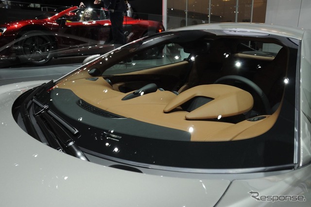 マクラーレン 570S(ニューヨークモーターショー15)