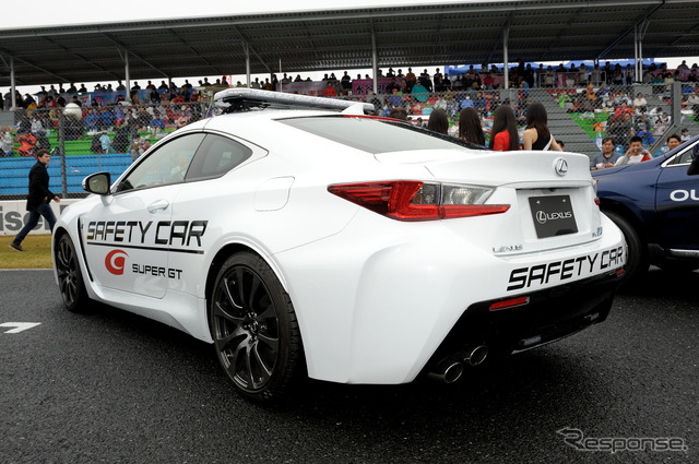今シーズンのSCとして活躍するレクサスRC-F