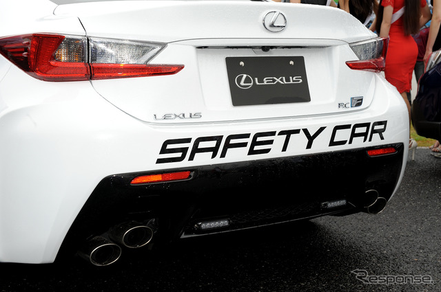今シーズンのSCとして活躍するレクサスRC-F