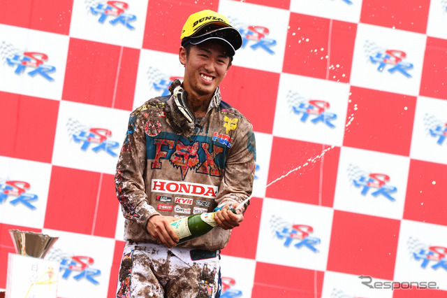 IA2 表彰式での富田俊樹選手
