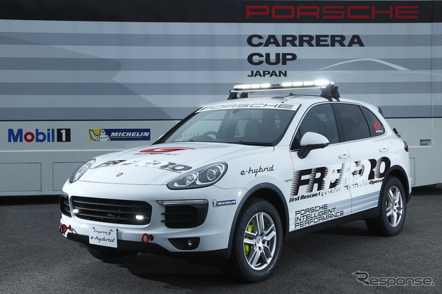 カイエンS E-ハイブリッドをファースト・レスキュー・オペレーション車両として提供