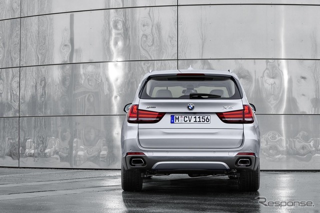 新型 BMW X5 の xDrive40e