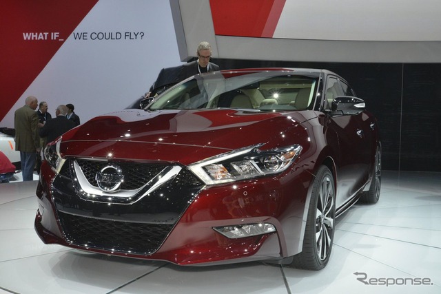 新型 日産 マキシマ (ニューヨークモーターショー15)