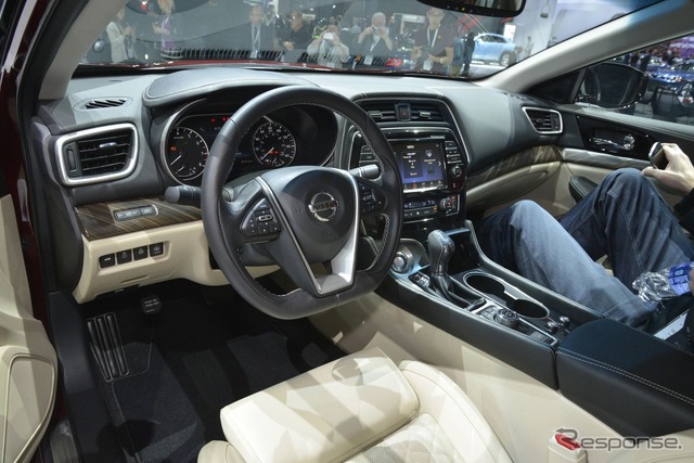 新型 日産 マキシマ (ニューヨークモーターショー15)