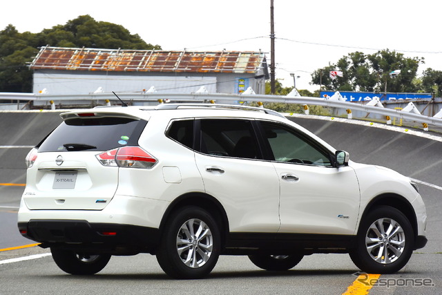 日産 エクストレイル ハイブリッド