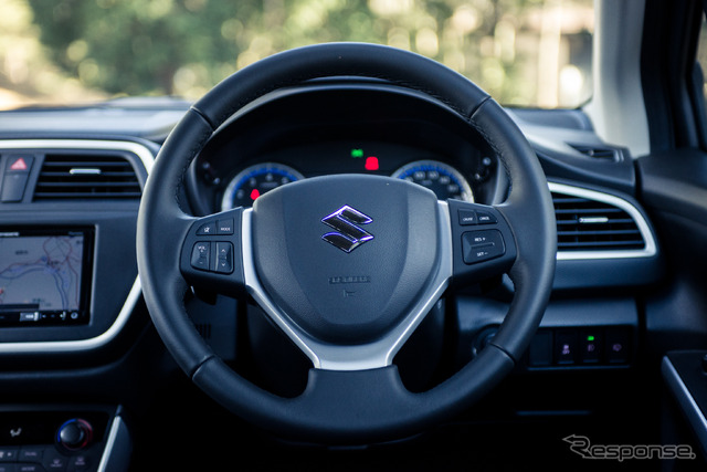 スズキ SX4 S-CROSS