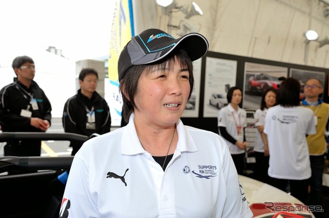 マツダ・ウィメン・イン・モータースポーツ・プロジェクト2015メンバーの蓬茨夕美さん