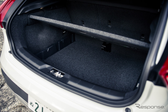 ボルボ V40 クロスカントリー T5 AWD