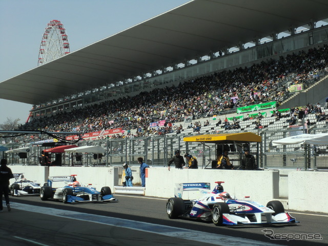2015年のSFが鈴鹿サーキットで開幕。