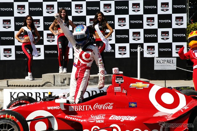 ディクソンは今季初優勝。