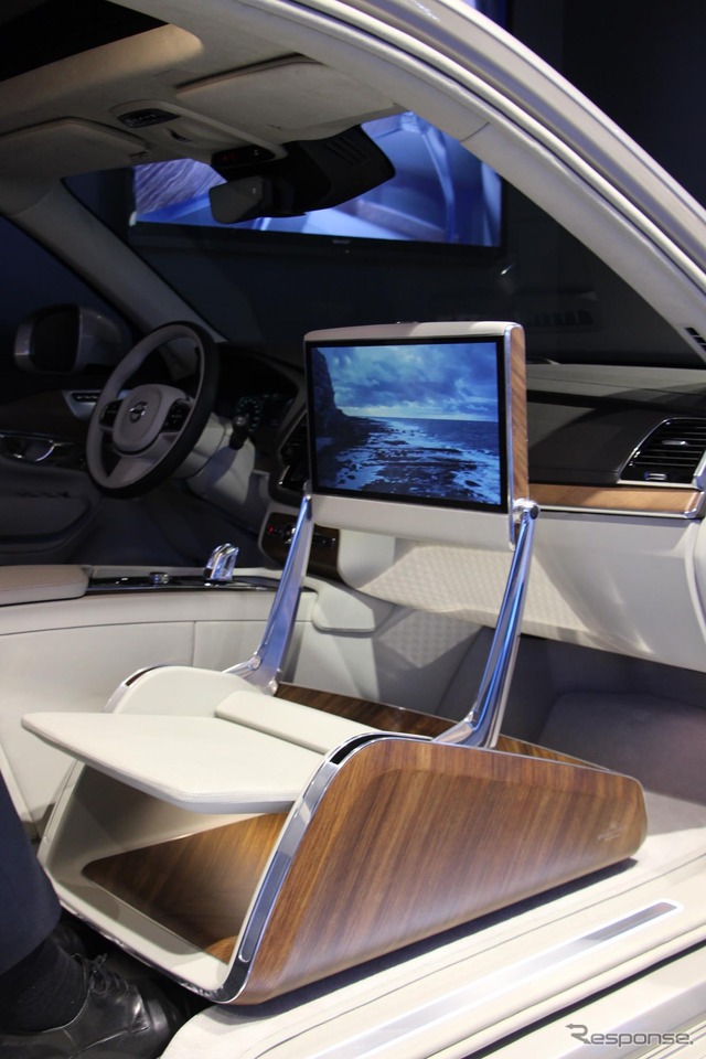 【上海モーターショー15】ボルボ XC90 新型、「助手席がない」コンセプトカー