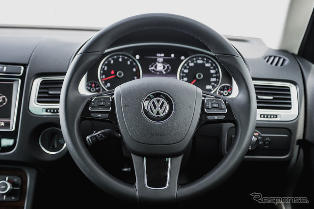 VW トゥアレグ V6